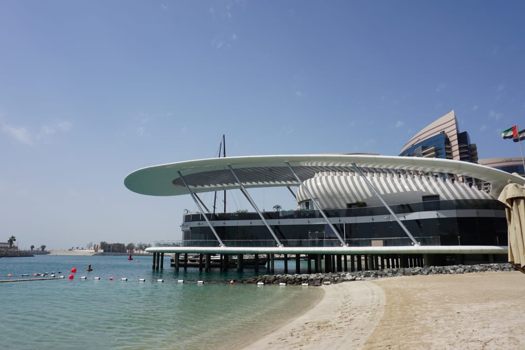 Strand Conrad Abu Dhabi Etihad Towers
