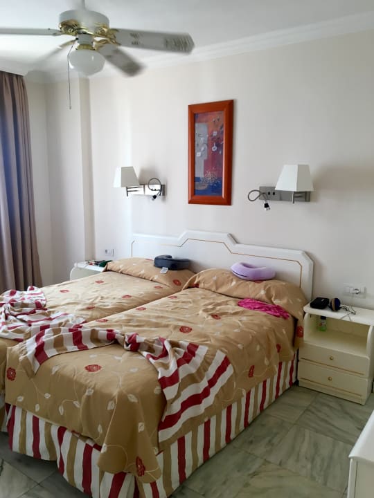 Zimmer Apartamentos Casablanca
