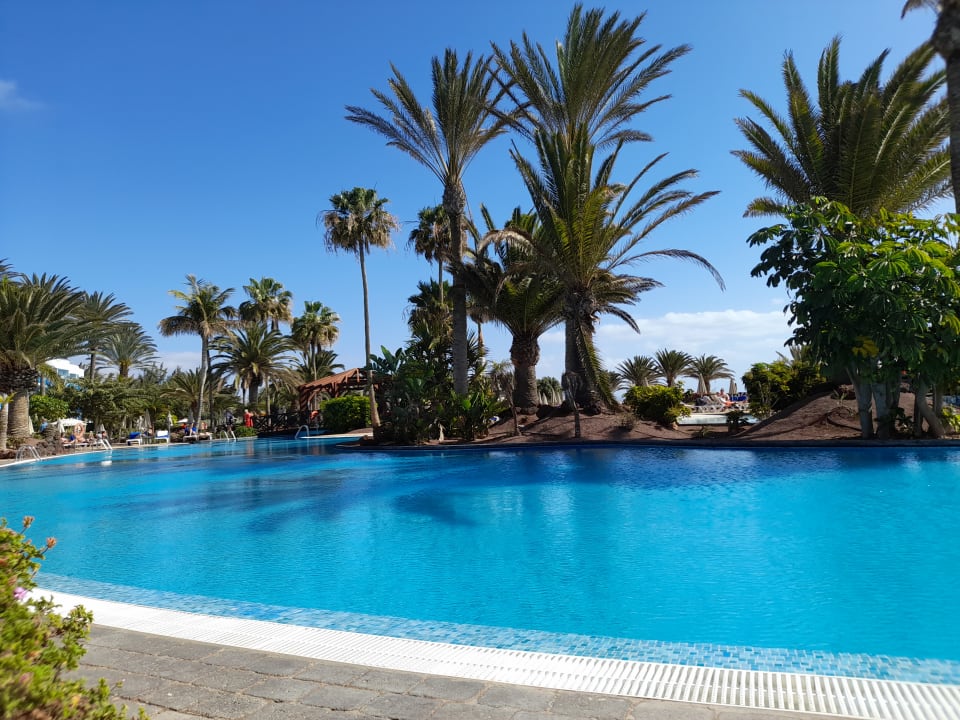 Pool R2 Pajara Beach
