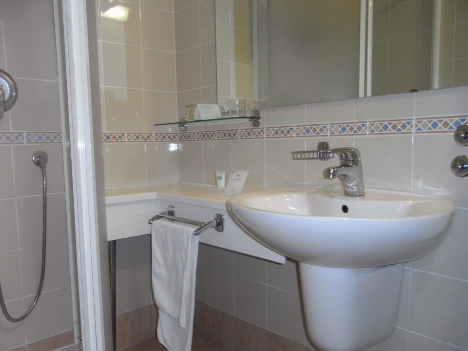 Das 4 Sterne Bad - sieht in Echt schlechter aus. Valamar Tamaris Hotel