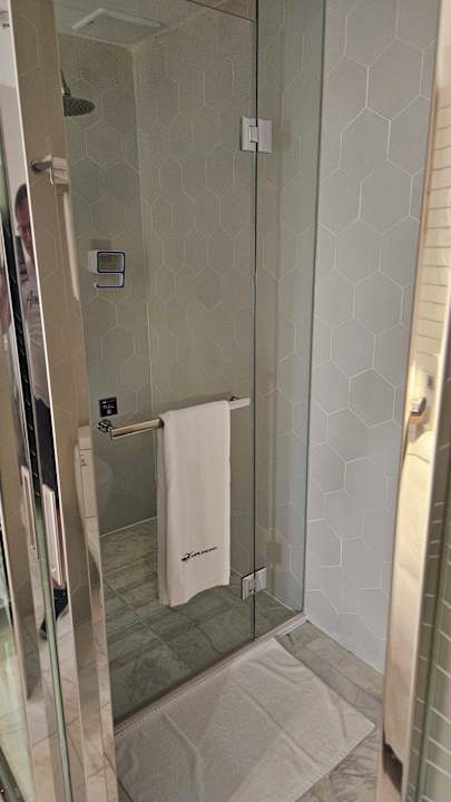 Zimmer Airline Inn - Kaohsiung Station