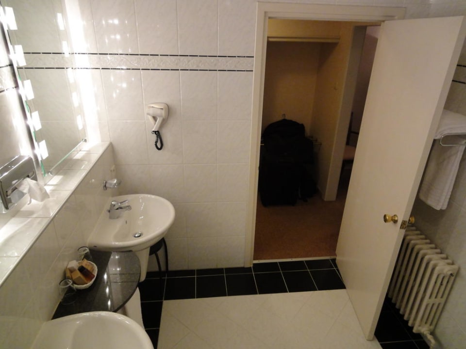 Badezimmer No.17 Hostellerie Mardaga