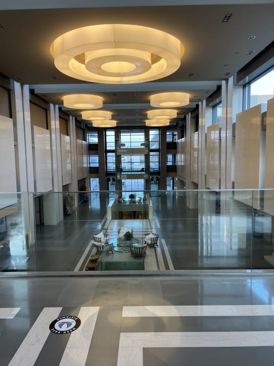 Lobby Avra Imperial Hotel