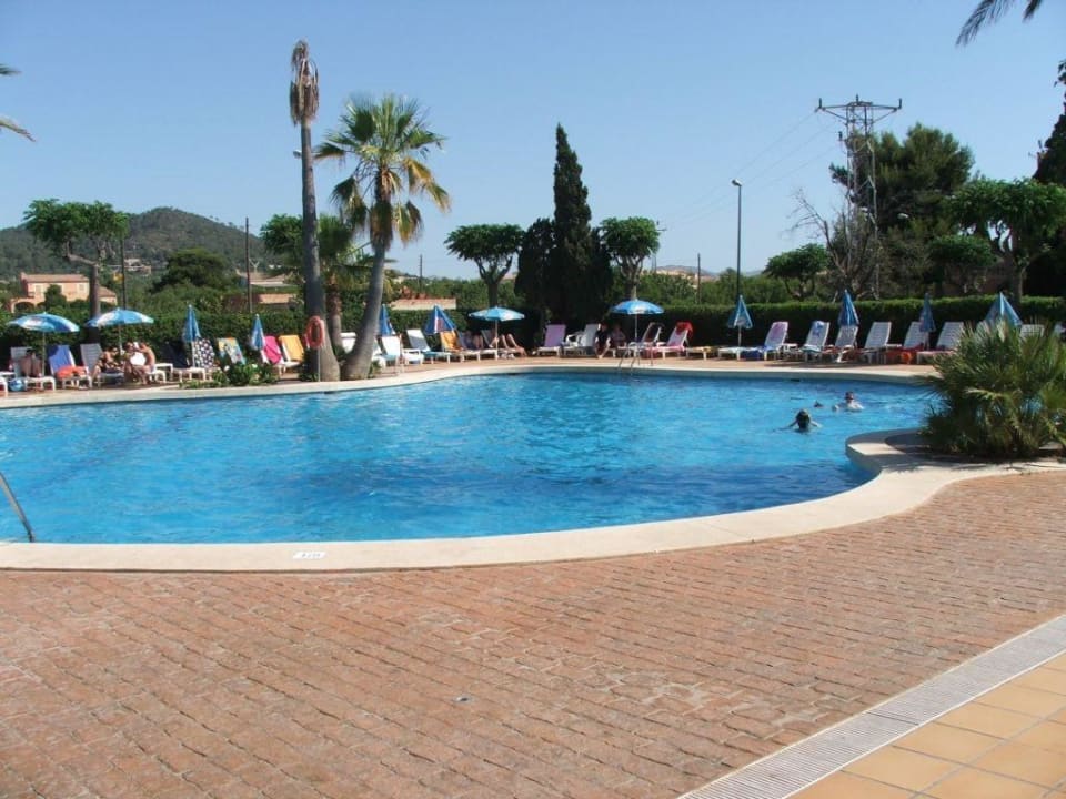 Pool Aparthotel Ciudad Laurel