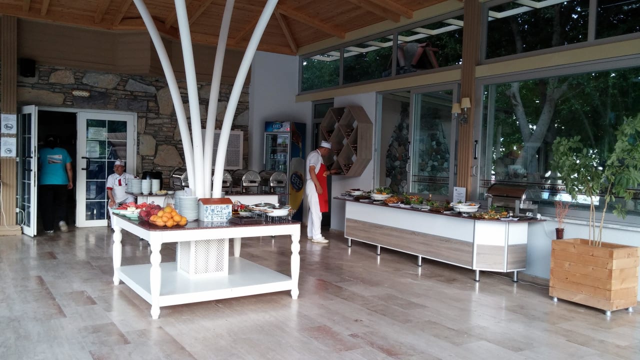 Büffet mit Köche Dalyan Basar Hotel