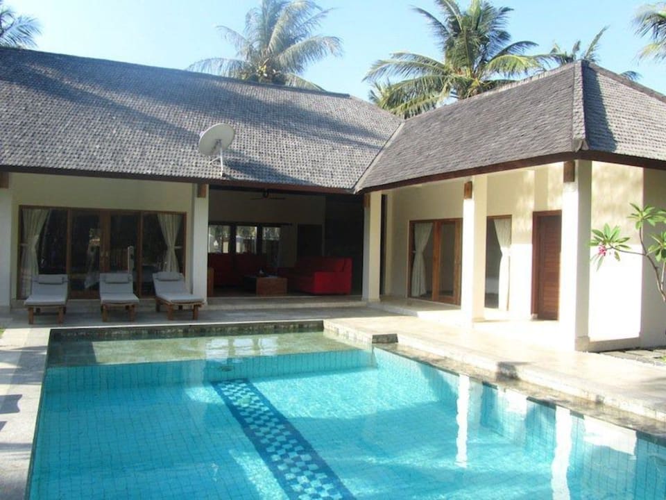 Villa Sophia swimming pool Kelapa Luxury Villas