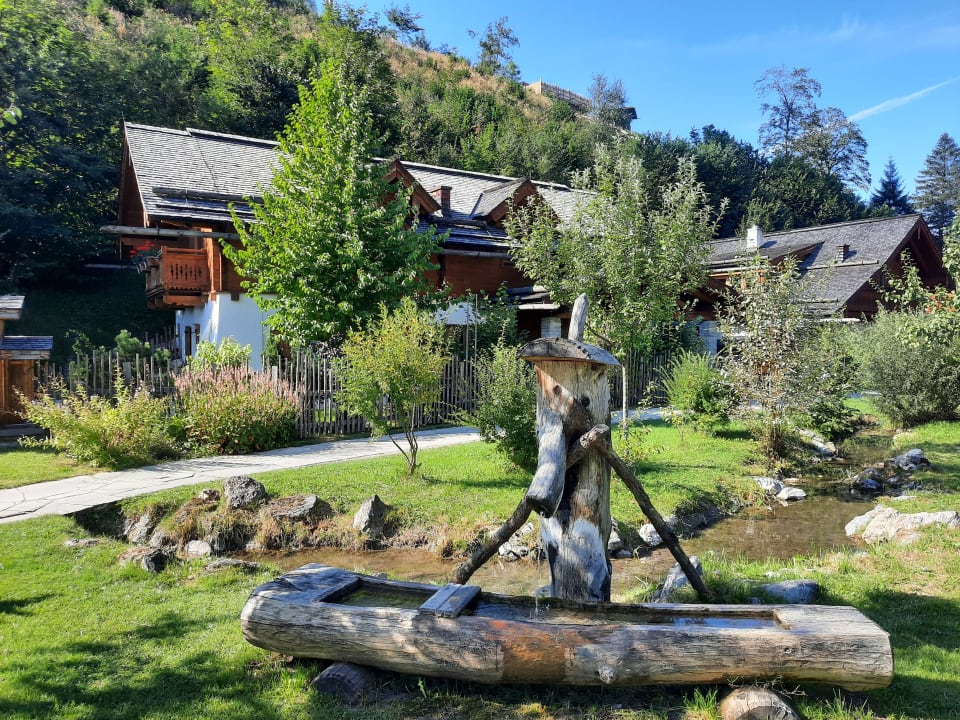 Außenansicht Feriendorf Holzleb'n