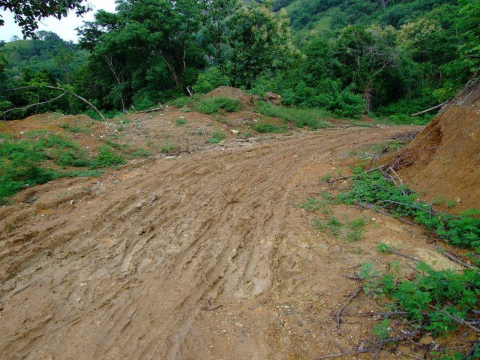 Zufahrt zum Hotel Hotel Golo Hilltop