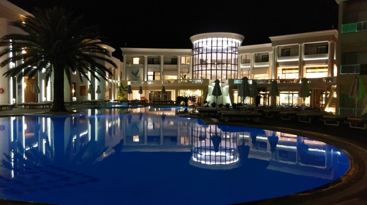 Pool Mythos Palace Resort & Spa