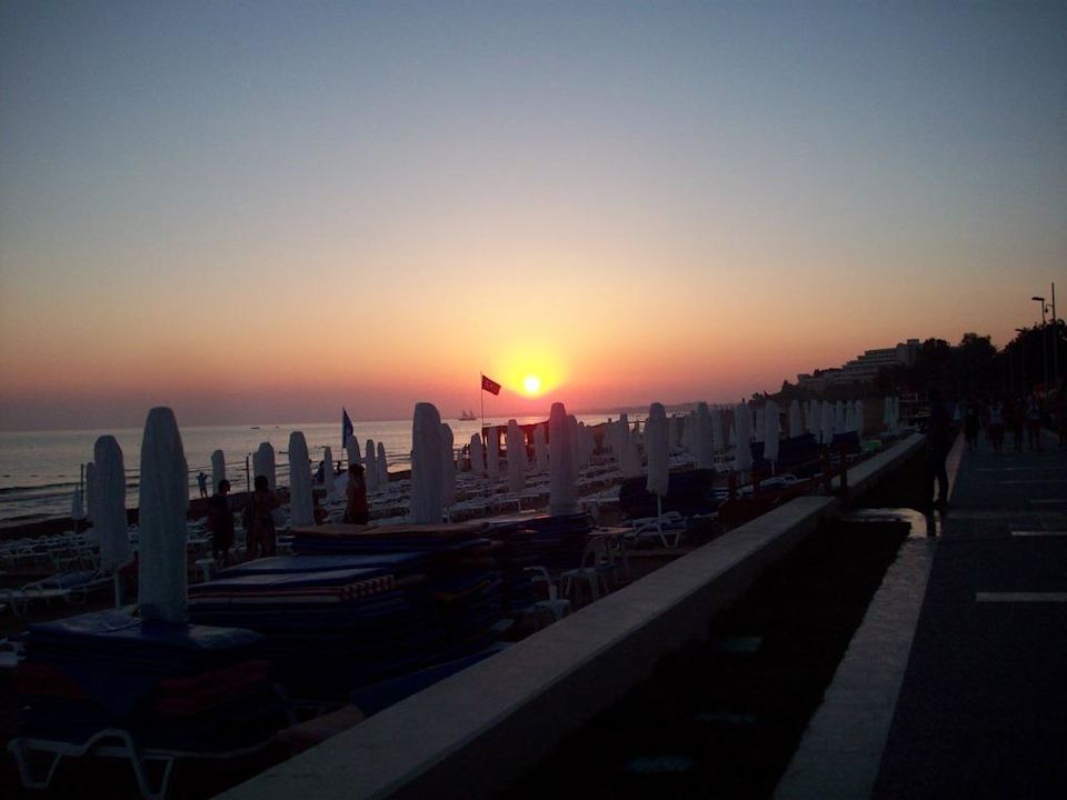 Sonnenuntergang Hotel Sirma