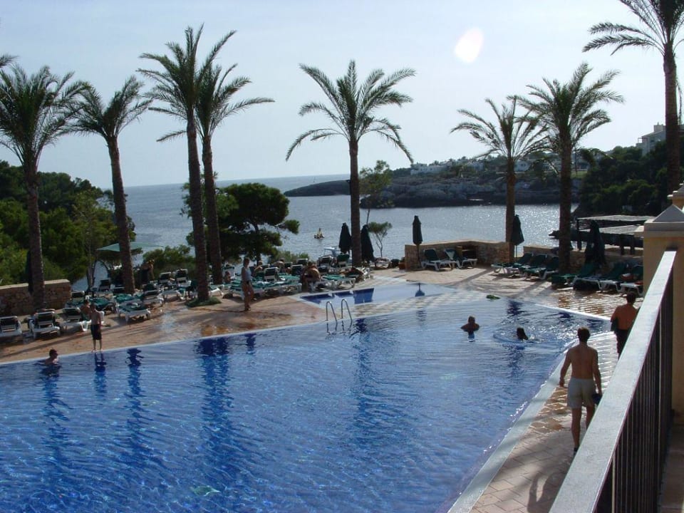 Poolblick ROBINSON CALA SERENA