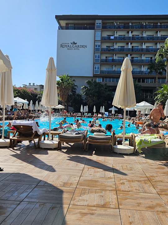 Pool Hotel Royal Garden Beach