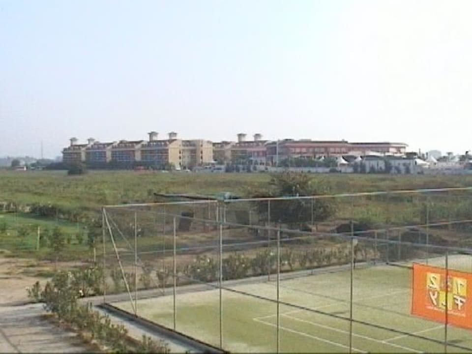 Blick vom Amphitheater auf Nachbarhotel Belek Beach Resort Hotel