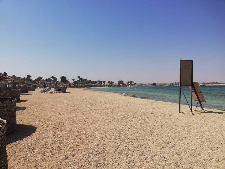 Strand Pensée Royal Garden Beach Resort