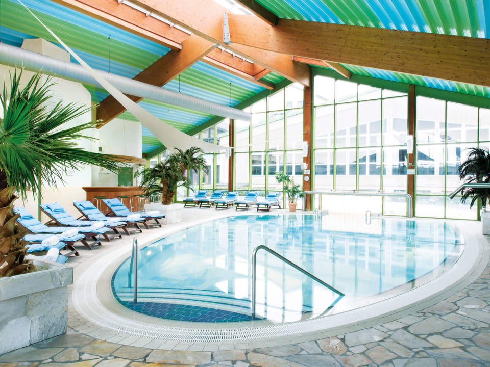 Pool DORMERO Hotel Bonn - Windhagen