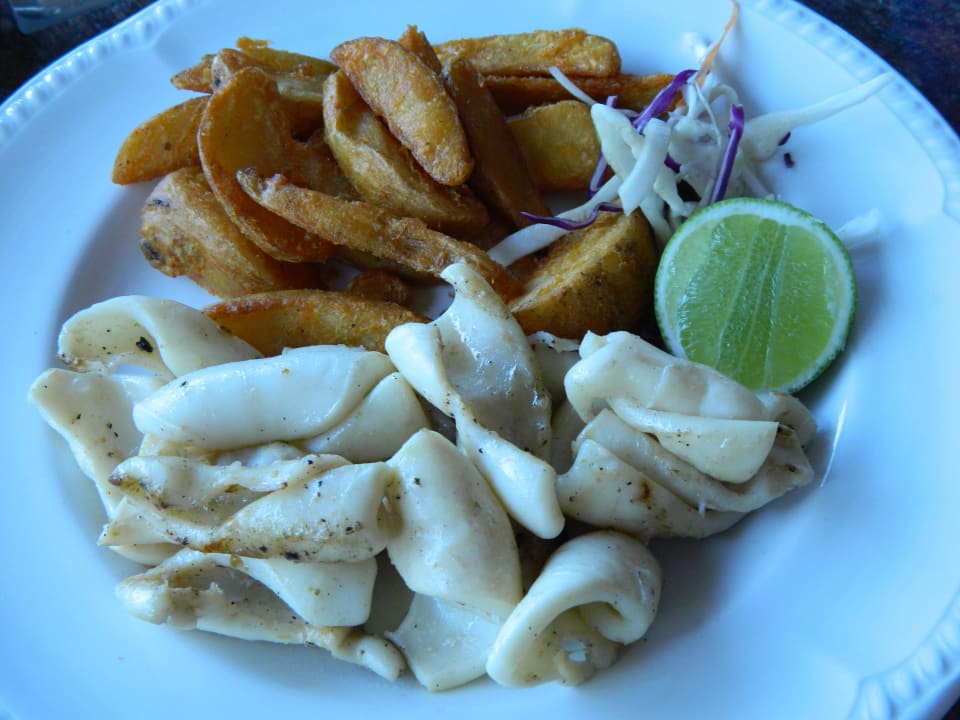 Mittagessen Calamari  Excellence Punta Cana - Adults only
