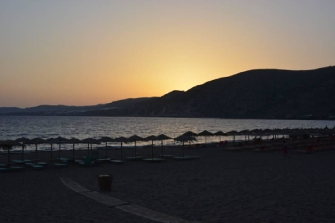 Am Abend Hotel Pal Beach