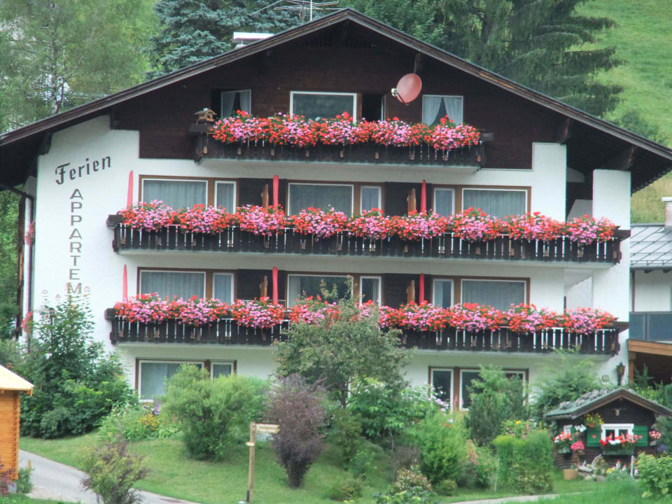 "Ferienwohnungen Hochblick " Haus Hochblick (Hirschegg