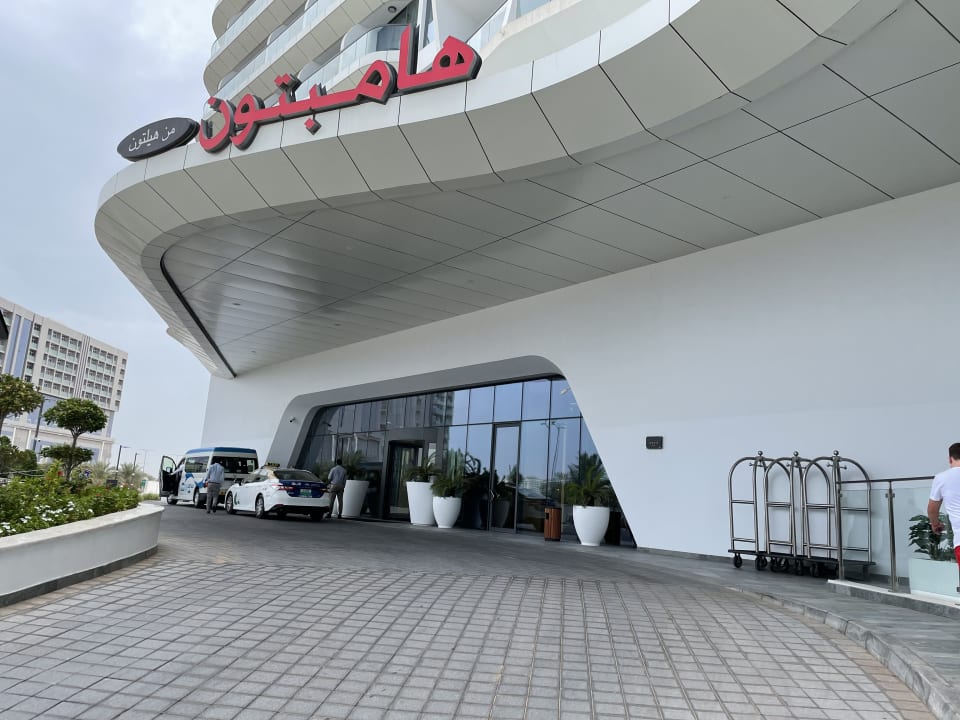 Außenansicht Hampton by Hilton Marjan Island