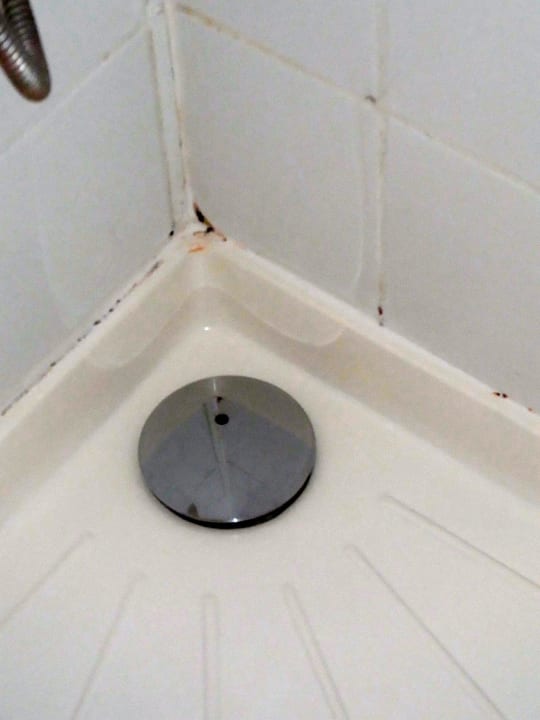 Duscheinblick  Hotel Days Inn Dessau