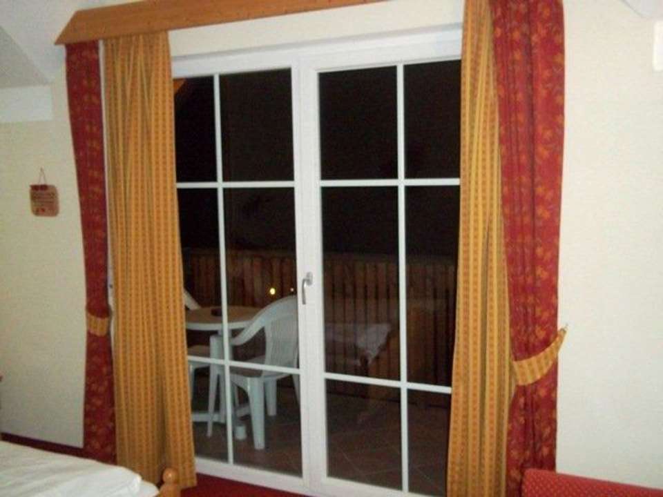 Ausgang zum Balkon Alphotel Tyrol