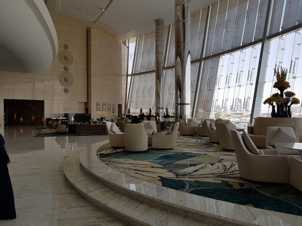 Lobby Conrad Abu Dhabi Etihad Towers