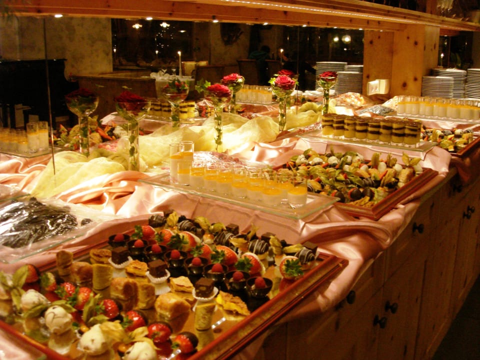Large dessert buffet Berghotel Zirm