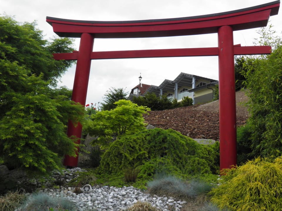 Tor am Gartenhang Vital- und Wellnesshotel Albblick