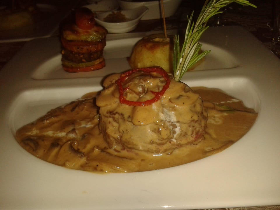 Rinderfilet bei Italiener  Kaisol Romance Resort