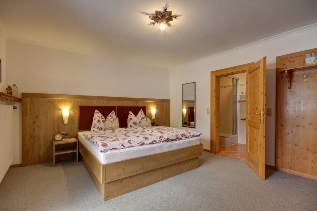 Zimmer Ferienwohnungen Haus Martin