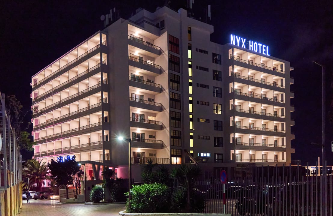 Außenansicht NYX Hotel Ibiza - adults only
