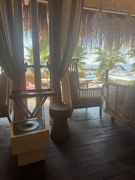 Außenansicht Rubi Platinum Sign