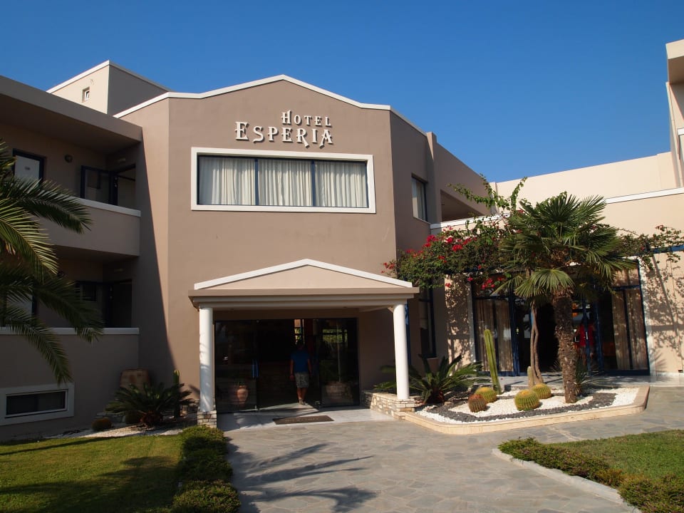Hoteleingang Hotel Esperia