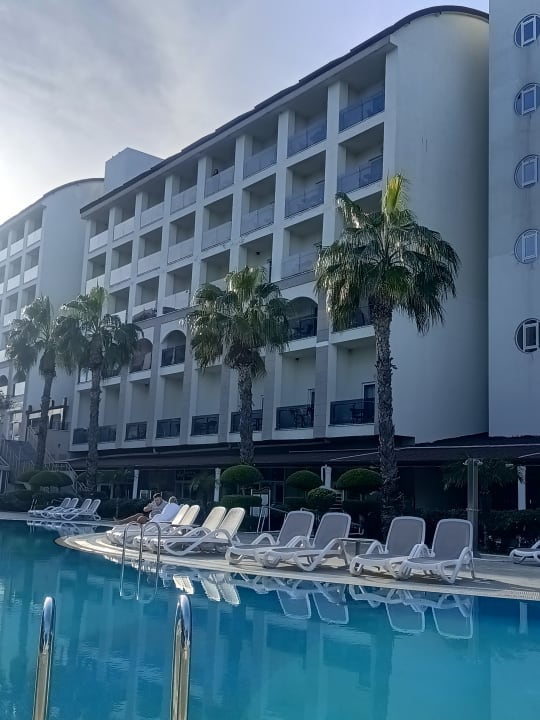 Außenansicht LRS Port River Hotel & Spa