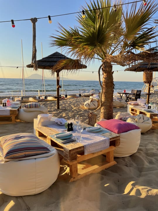 Gastro ROBINSON KYLLINI BEACH