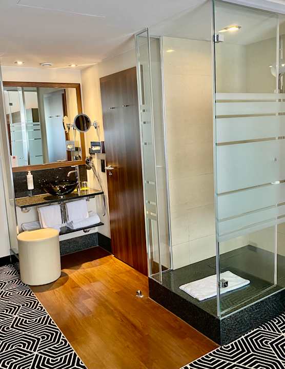 Zimmer Flemings Hotel Frankfurt Main-Riverside