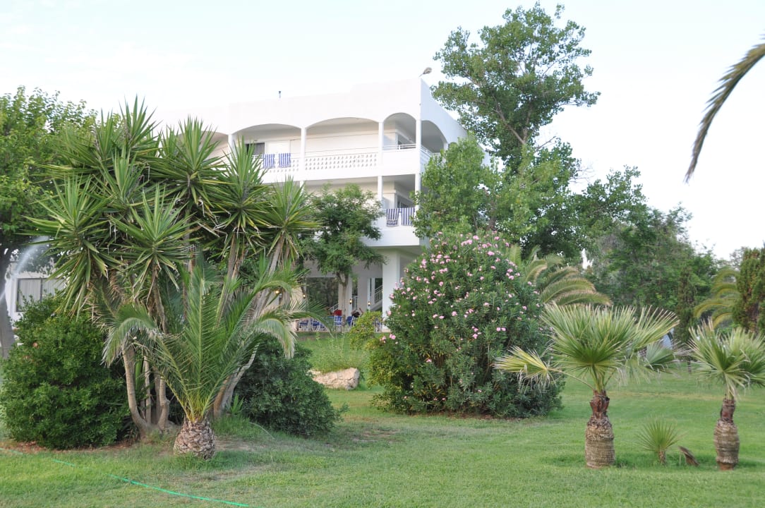 Ogród Domes Aulūs Zante, Autograph Collection