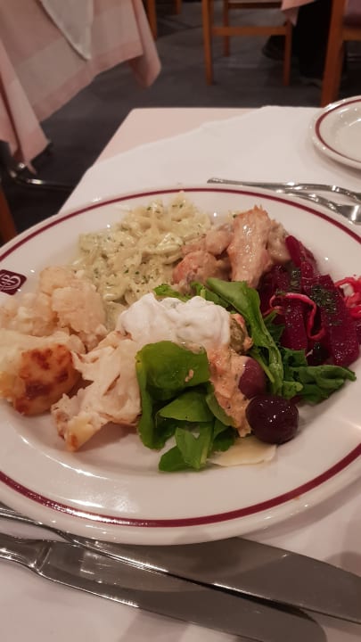 Gastro Constantinou Bros Athena Beach Hotel