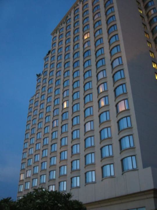 Century Park Hotel - Blick vom Pool aus Hotel Century Park