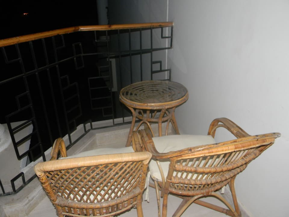 Балкон ночью SUNRISE Holidays Resort (Adults Only)
