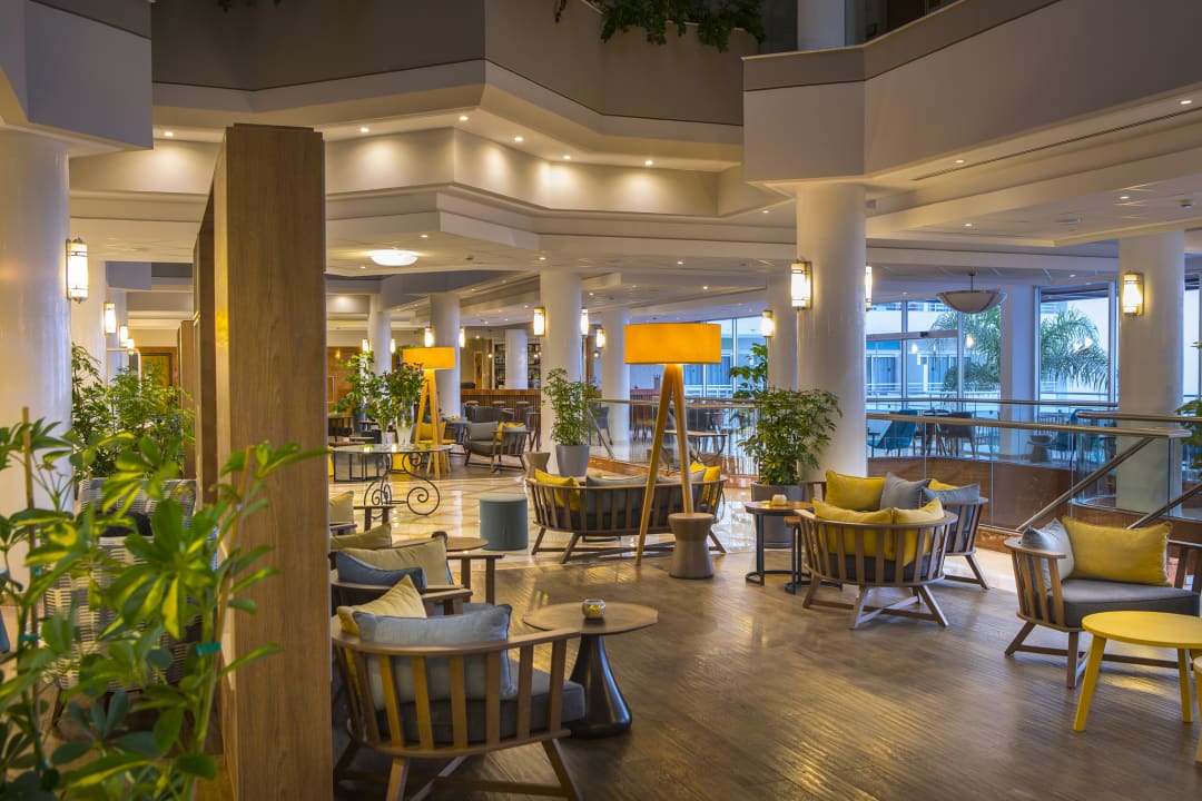 Lobby Leonardo Cypria Bay - Family Resort