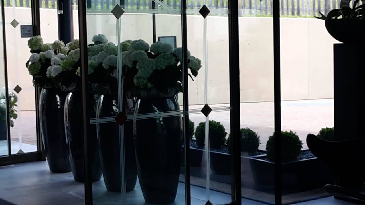 Eingangsbereich Hotel Chalet Mirabell