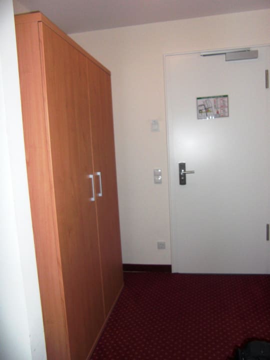Schrank - Flurbereich Hotel Europa Bamberg