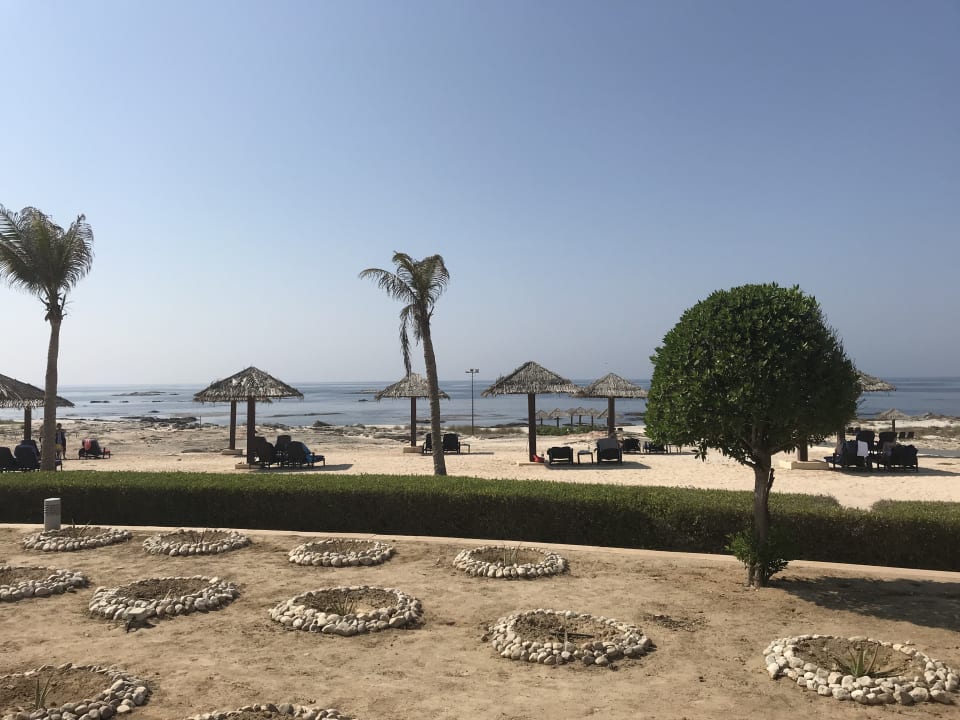 Pool Wyndham Garden Salalah Mirbat