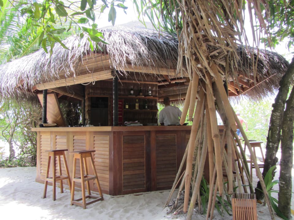 Eine der Bars NH Collection Maldives Reethi Resort