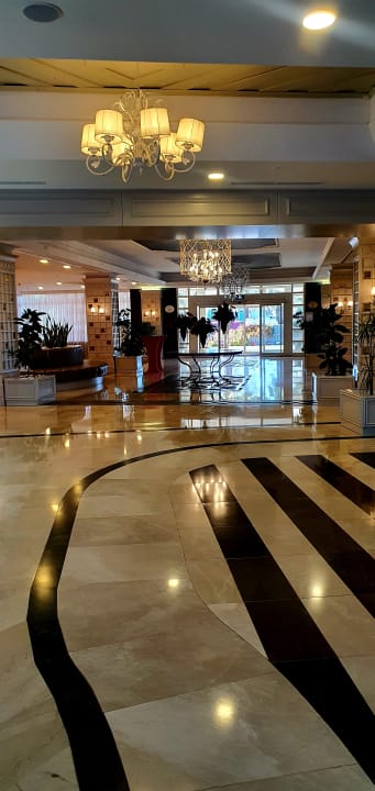 Lobby Bella Resort & Spa