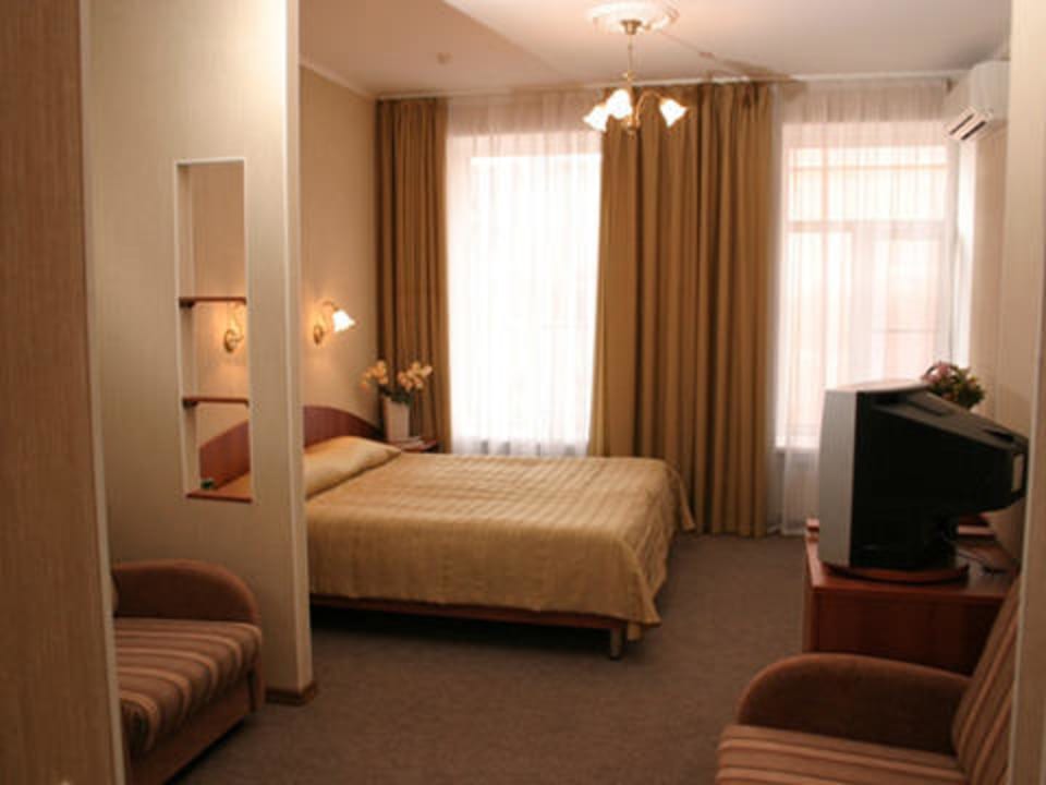 Вип гости в гостинице. Фотовелла отеля отель хаскино. 101 hotels бронирование номера. Гостиница мэрибель. Турция текирова отель 5 звезд эйфория.