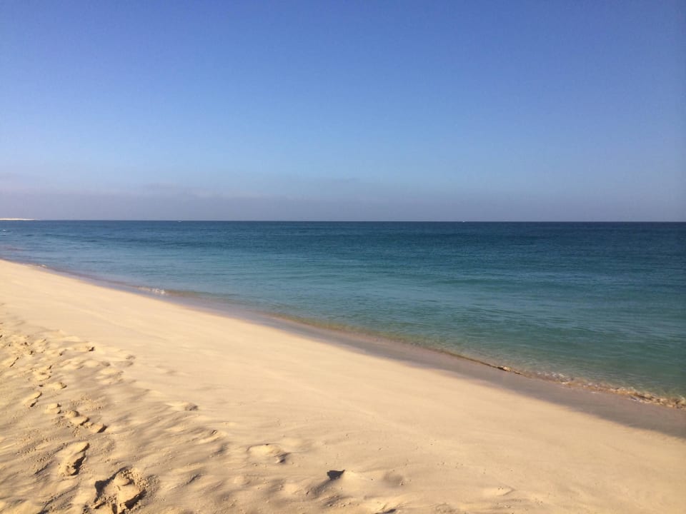 Sehr schöner gepflegter länger Strand  Hotel Riu Touareg