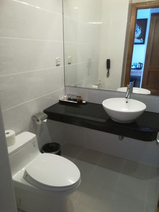 Badezimmer Le Duy Grand Hotel