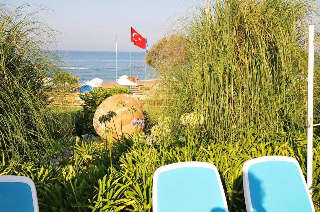 Blick zum Strand PALOMA Perissia